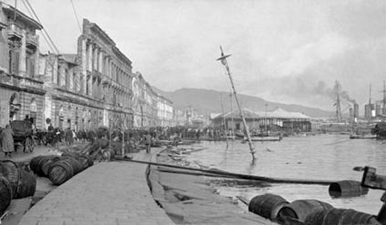 Il porto di Messina (Archivio Farabola)